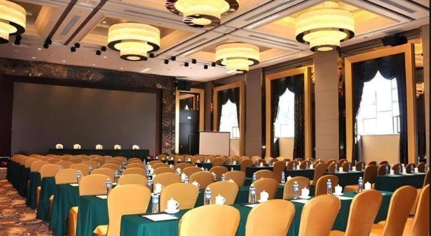 Country Garden Phoenix Hotel Shenyang Eksteriør billede
