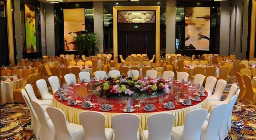 Country Garden Phoenix Hotel Shenyang Eksteriør billede