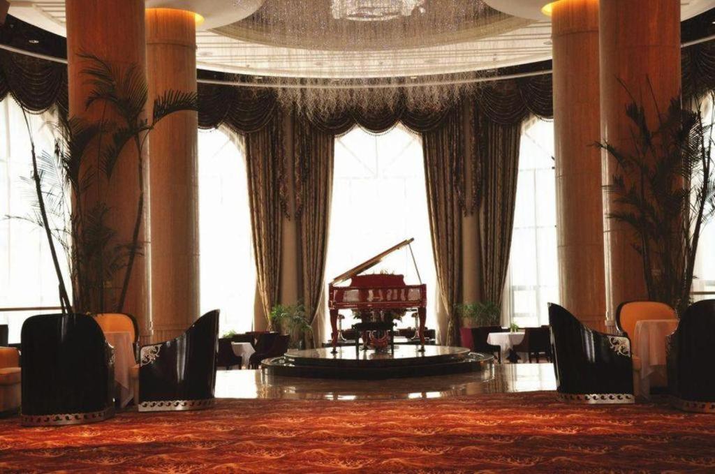 Country Garden Phoenix Hotel Shenyang Eksteriør billede
